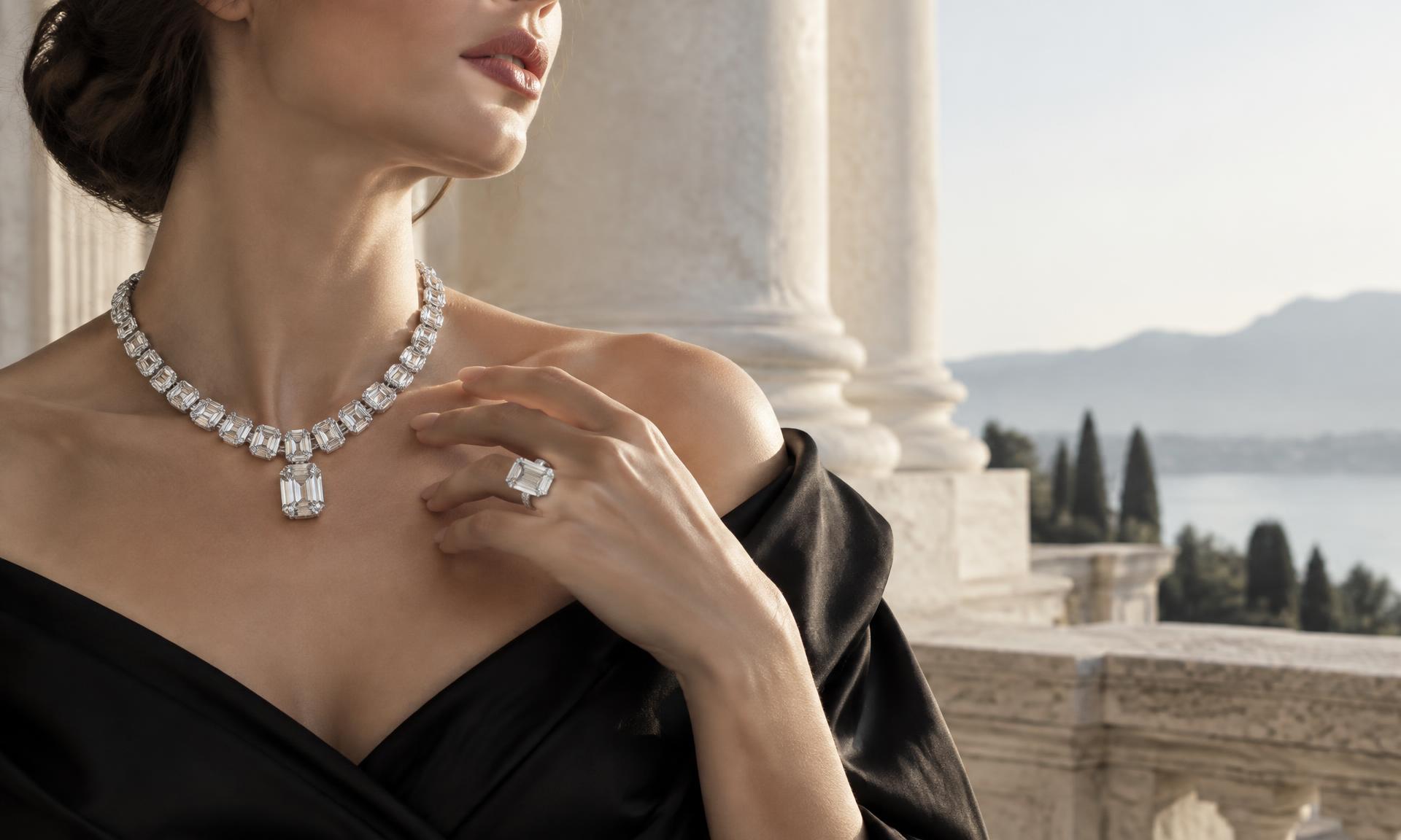 Diamond necklace and ring from the HOTOVELI private collection